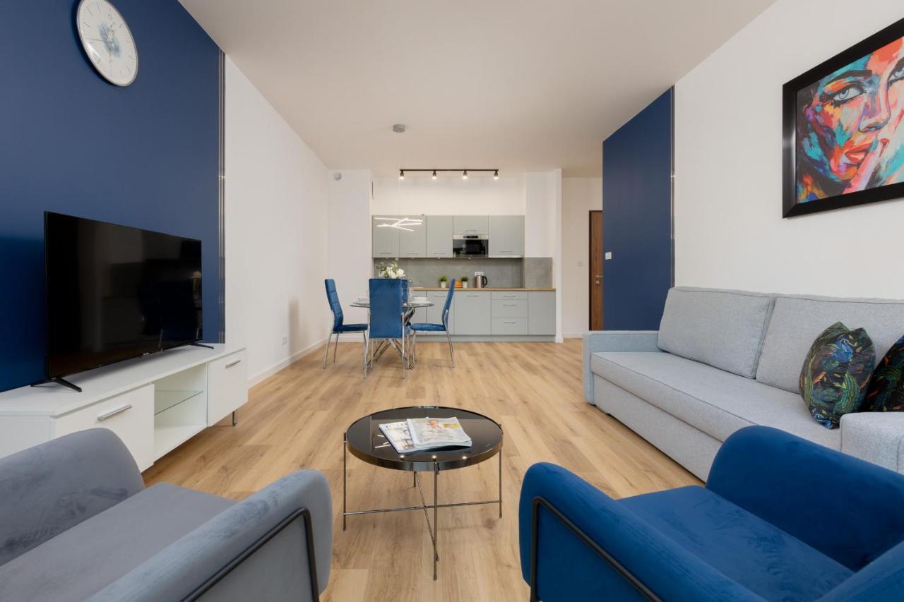 Apartment Avenue Solidarnosci On Wola By Noclegi Renters 바르샤바 외부 사진