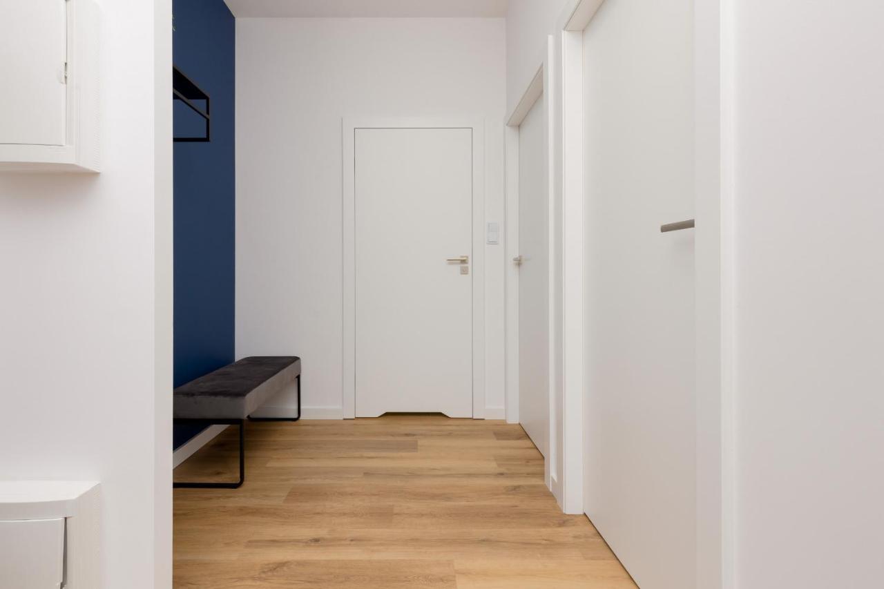 Apartment Avenue Solidarnosci On Wola By Noclegi Renters 바르샤바 외부 사진